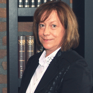 Rechtsanwältin Ria Knibbiche